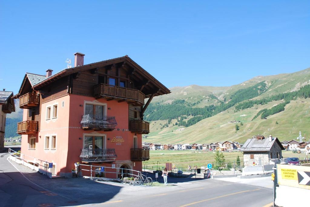 Hotel Bondi Livigno Exterior photo
